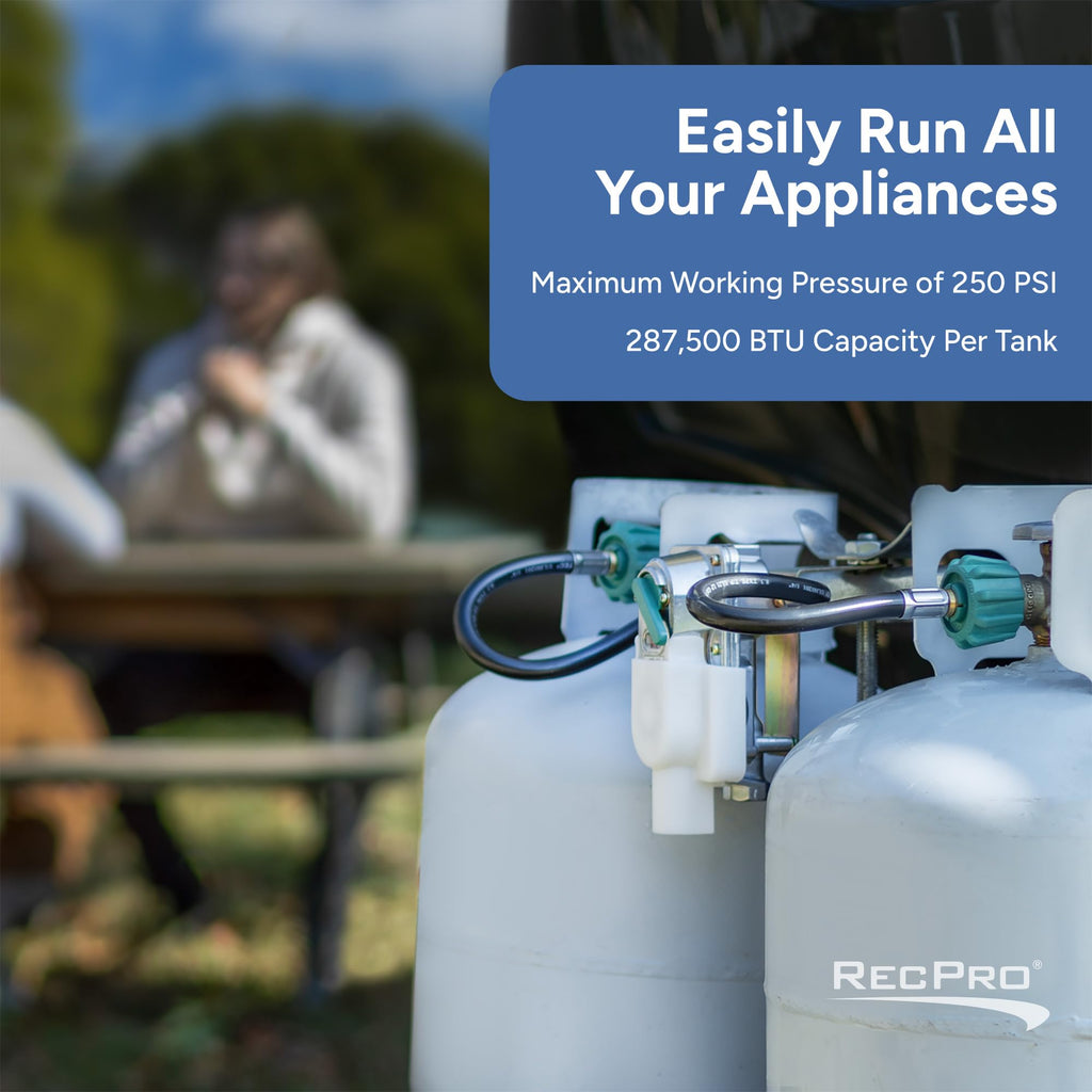 RV 2-Stage Auto Changeover Propane Regulator with Hose B72972