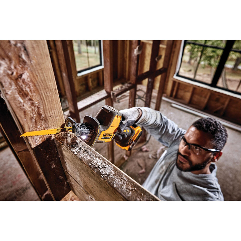 Cordless One-Handed Reciprocating Saw C527595