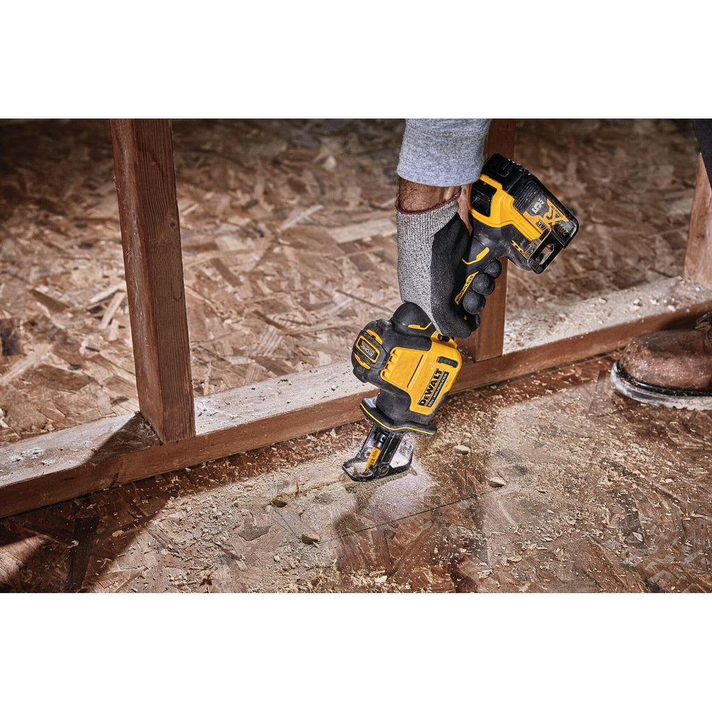 Cordless One-Handed Reciprocating Saw C527595